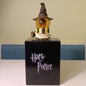 San Francisco Music Box Harry Potter Sorting Hat Hufflepuff Water Globe W/ Box